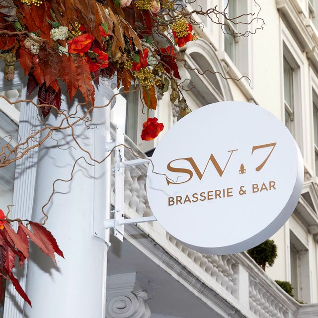 SW7 Restaurant at Melia Kensington - Updated 2026, International ...