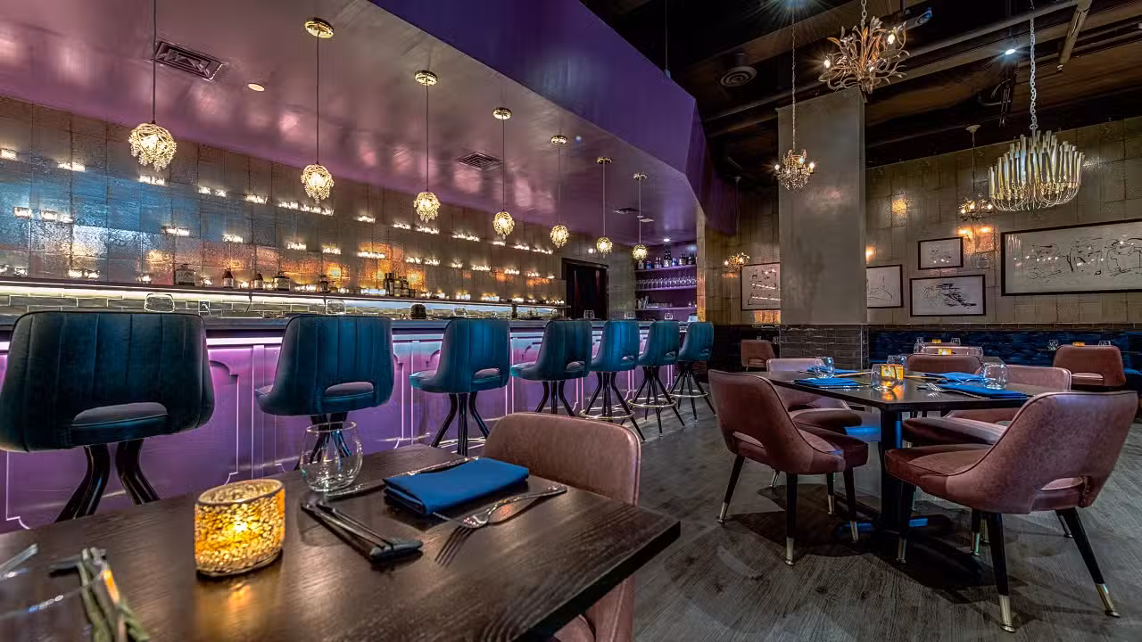 Binnenkant - Nama Sushi Bar & Restaurant, Washington, DC