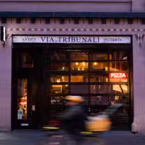 Een foto van restaurant Via Tribunali - Capitol Hill
