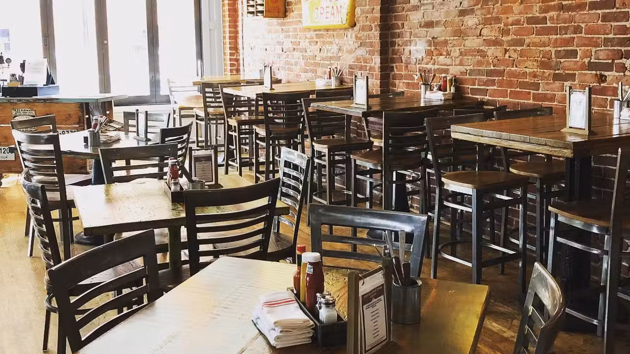 Binnenkant - Maddi's Cookery, Worcester, MA