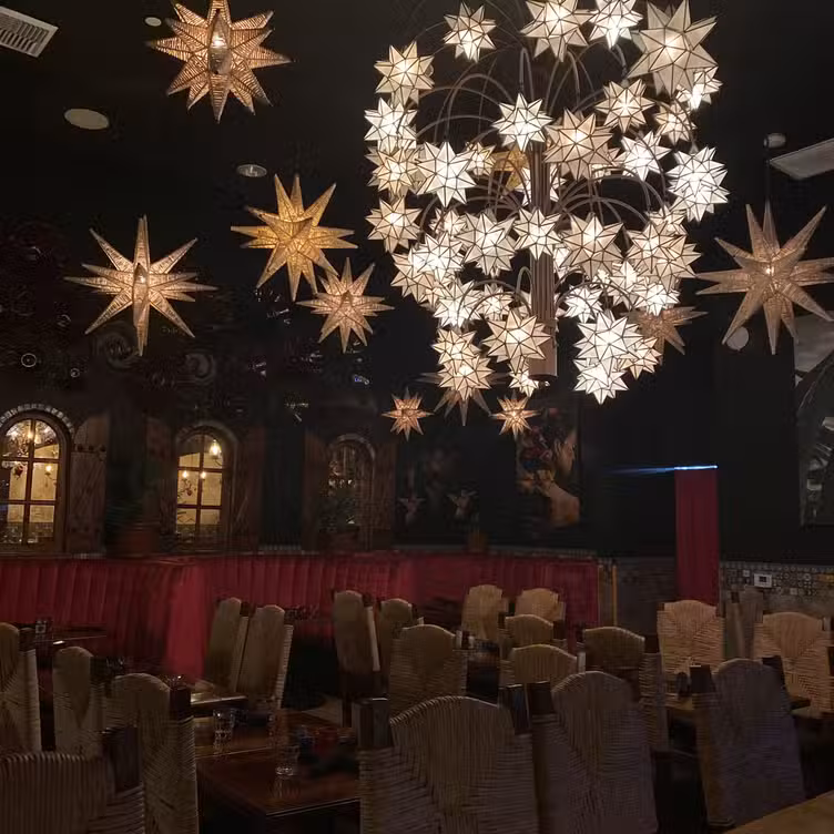Interior - Sabor Cocina Mexicana - Thousand Oaks - Permanently Closed, Thousand Oaks, CA