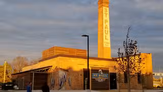 A photo of St. Paul Fish Company - Mequon restaurant