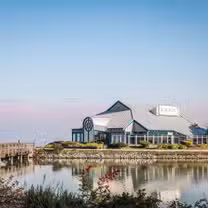 A photo of Kincaid's Bayhouse - Burlingame restaurant