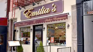 Una foto del restaurante Emilia's Restaurant