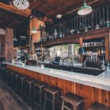 Cover image for Quinn's Pub