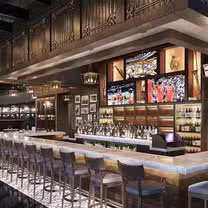 Foto von The Rouxpour Restaurant & Bar - Baybrook Restaurant