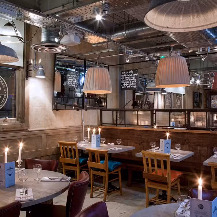 Bill's Restaurant & Bar - Maidstone, Maidstone, Kent