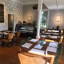 A photo of Alberto's restaurant