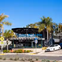 Foto von Beeside Balcony Del Mar Restaurant