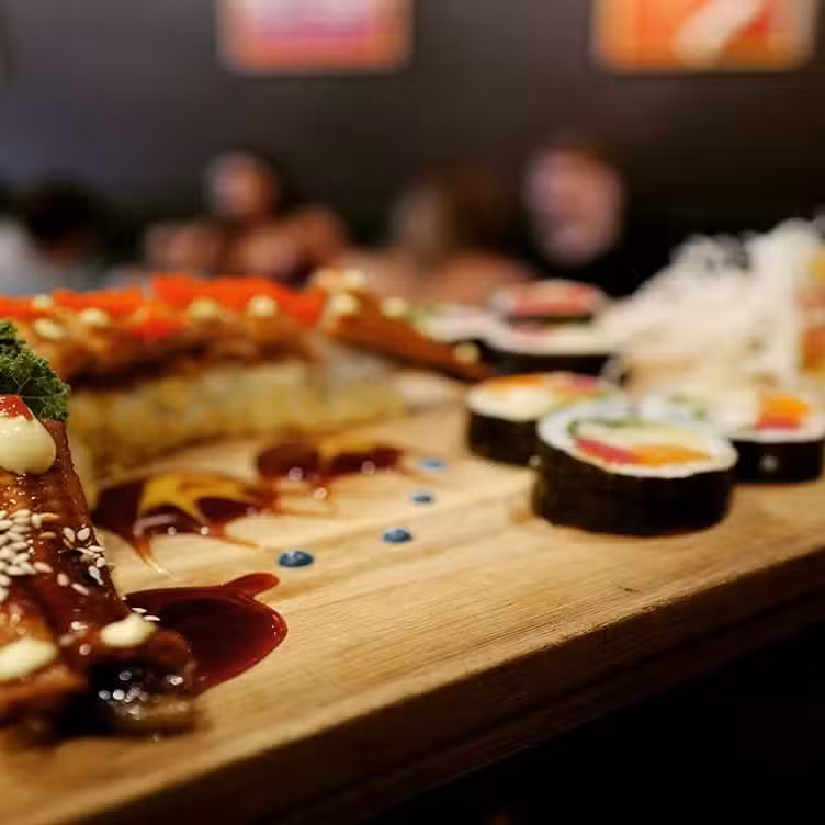 Indie Sushi New Asian, Chicago, IL