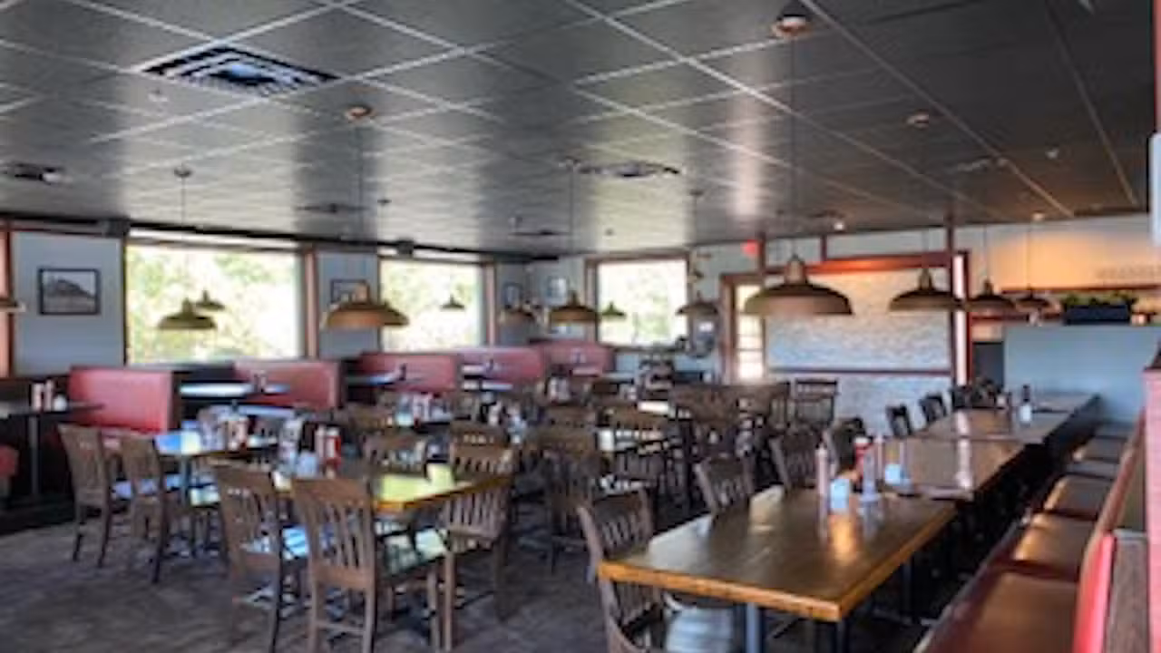 Binnenkant - Bobby Rubino's Place for Ribs, Stuart, FL