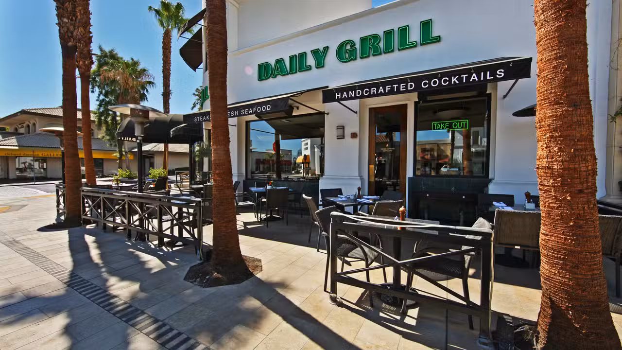 Interior - Daily Grill - Palm Desert, Palm Desert, CA