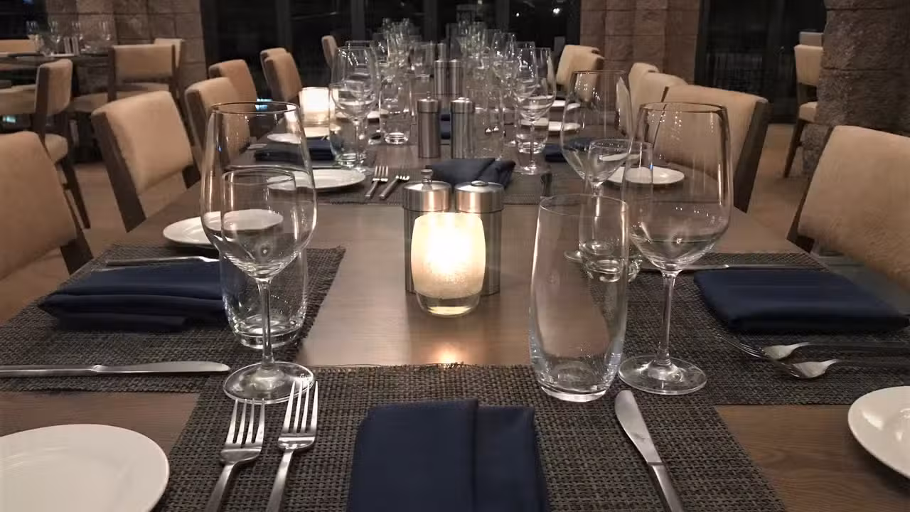Interior - The Flying V at Loews Ventana Canyon Resort, Tucson, AZ