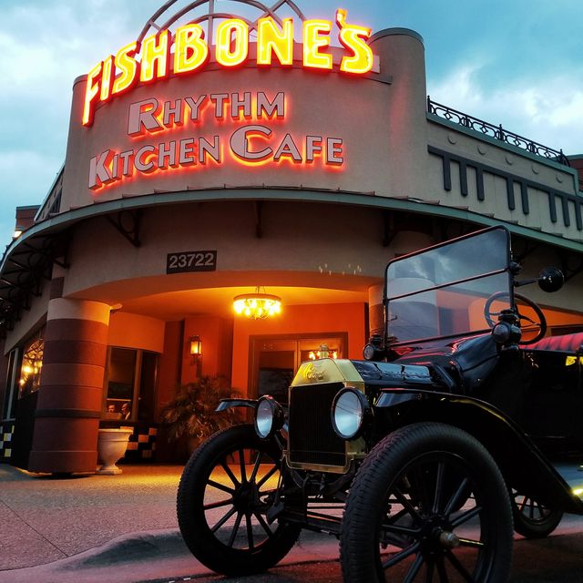 Fishbone's St. Clair Shores Restaurant - St Clr Shores, MI | OpenTable