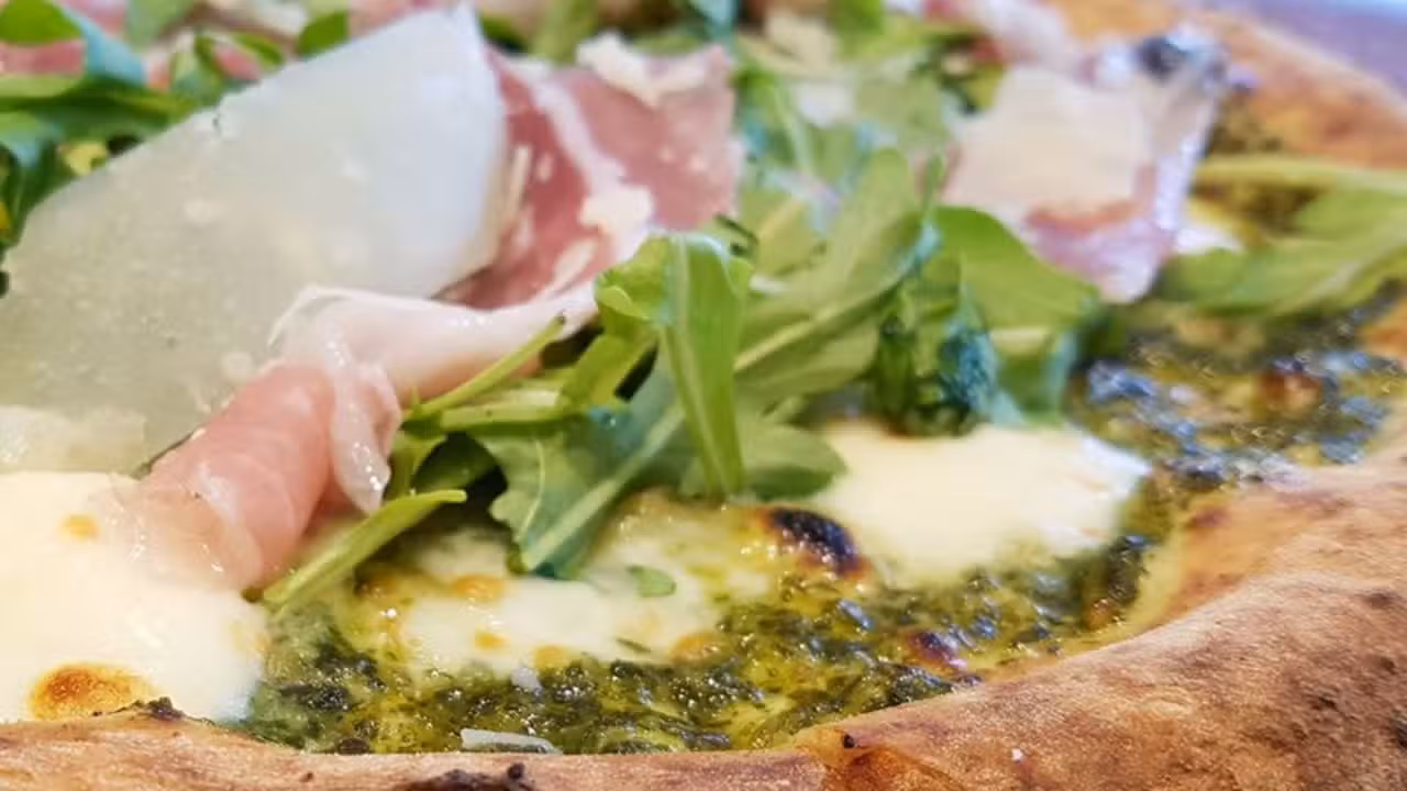Eten - Bella Napoli, Vancouver, BC