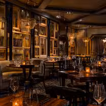 Una foto del restaurante Beauty & Essex - Las Vegas