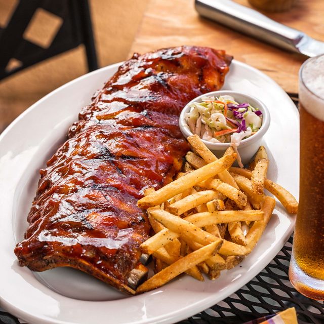 Eleven-Sixty Bar & Grill - Updated 2026, American Restaurant in London, ON