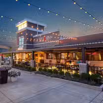 A photo of Harry & Izzy's - Northside restaurant