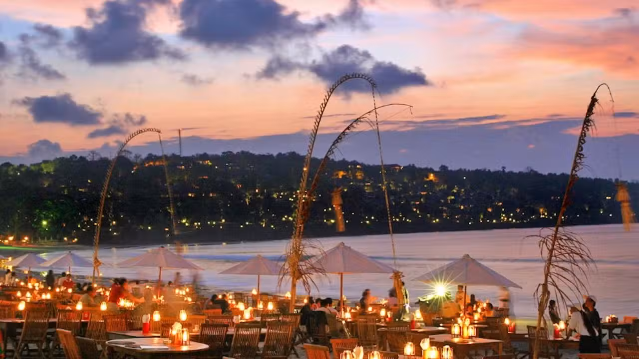 Buitenkant - Jukung Bali Seafood, Kedonganan, Kuta Kabupaten Badung