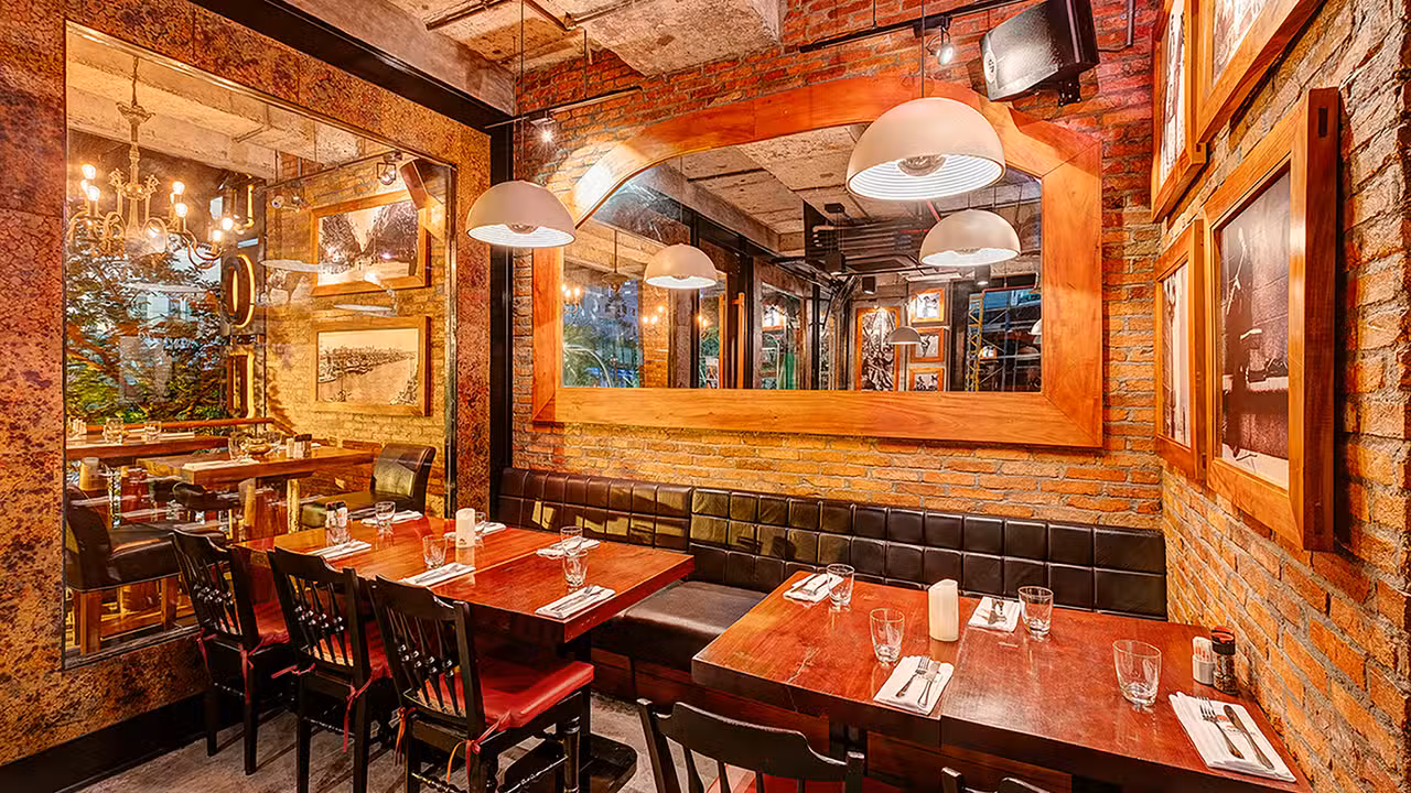 Interior - El Gaucho Argentinian Steakhouse - Hai Ba Trung, Ho Chi Minh city, Vietnam