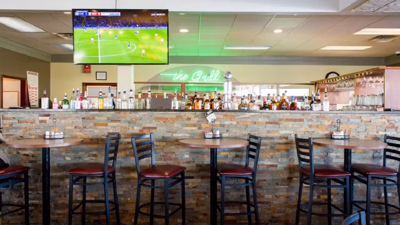 Interior - Dimitri's Restaurant & Bar, New Baltimore, MI