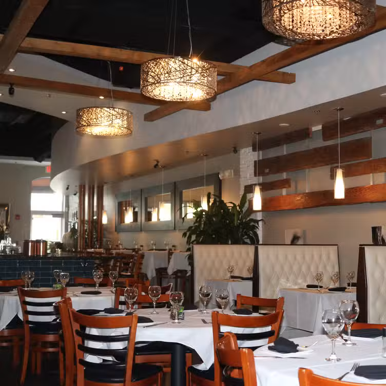 Binnenkant - Oli's Fashion Cuisine - Wellington, Wellington, FL
