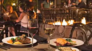 Foto von Jackalope's Bar and Grill at Tenaya Lodge Restaurant