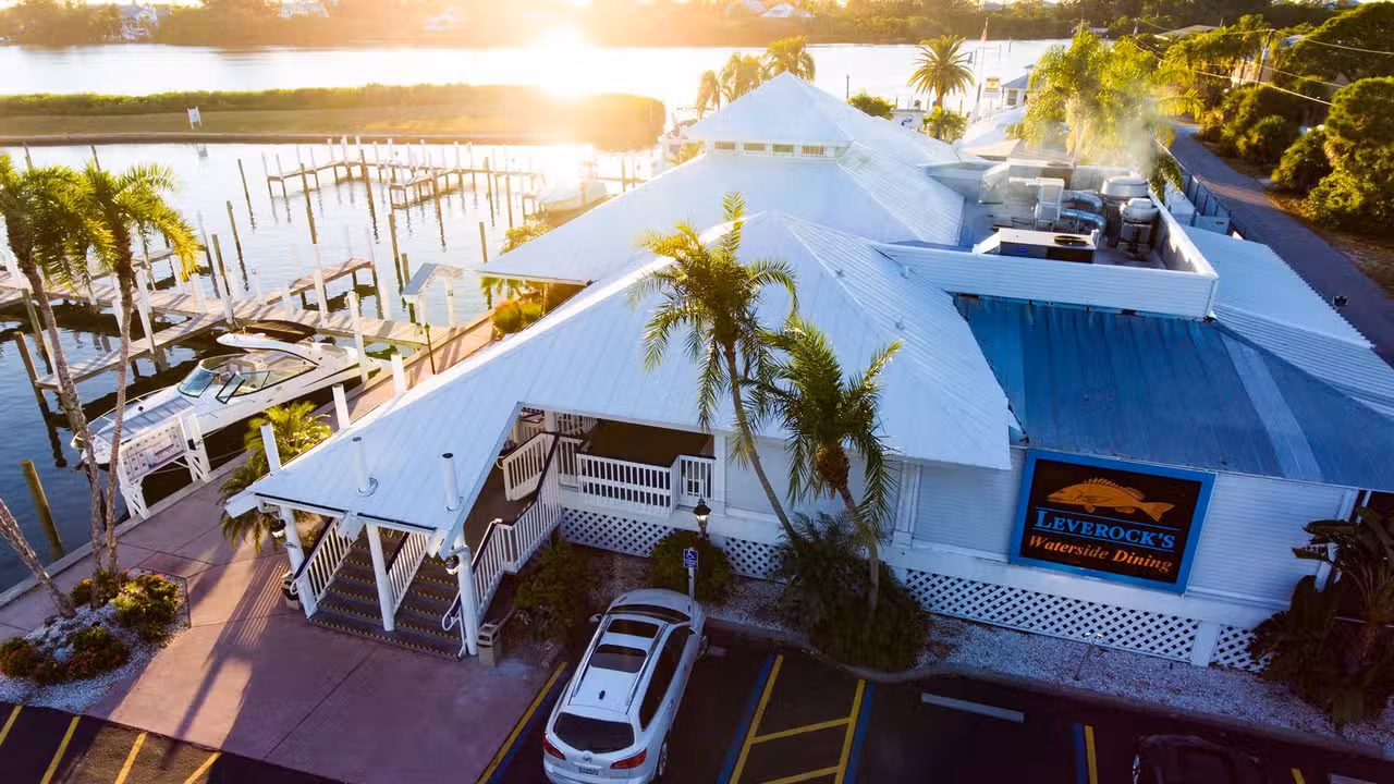 Interior - Leverock's Restaurant, Cape Haze, FL