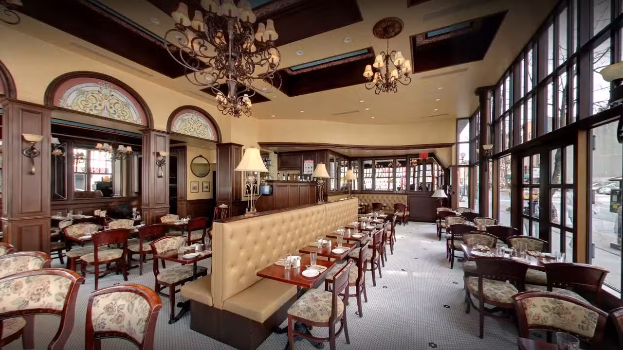 Binnenkant - Brasserie Athenee, New York, NY