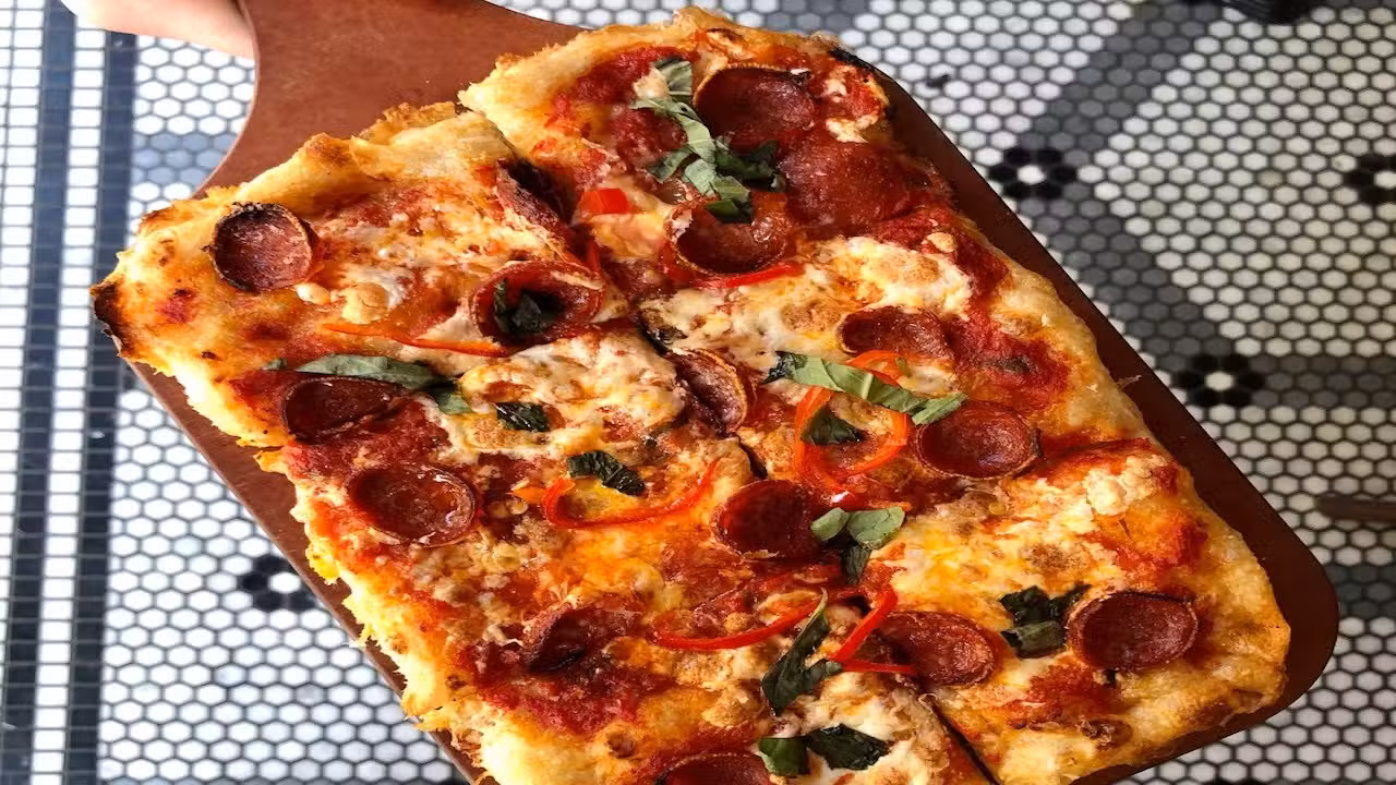 Eten - The Smith Pizza Joint - Lincoln Square, New York, NY