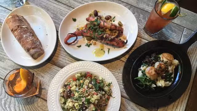 A photo of MP Taverna - Irvington restaurant