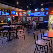 A photo of Buffalo Wild Wings - Jefferson City restaurant
