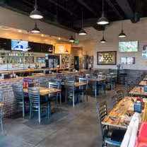 A photo of Momma Pearl's Cajun Kitchen restaurant