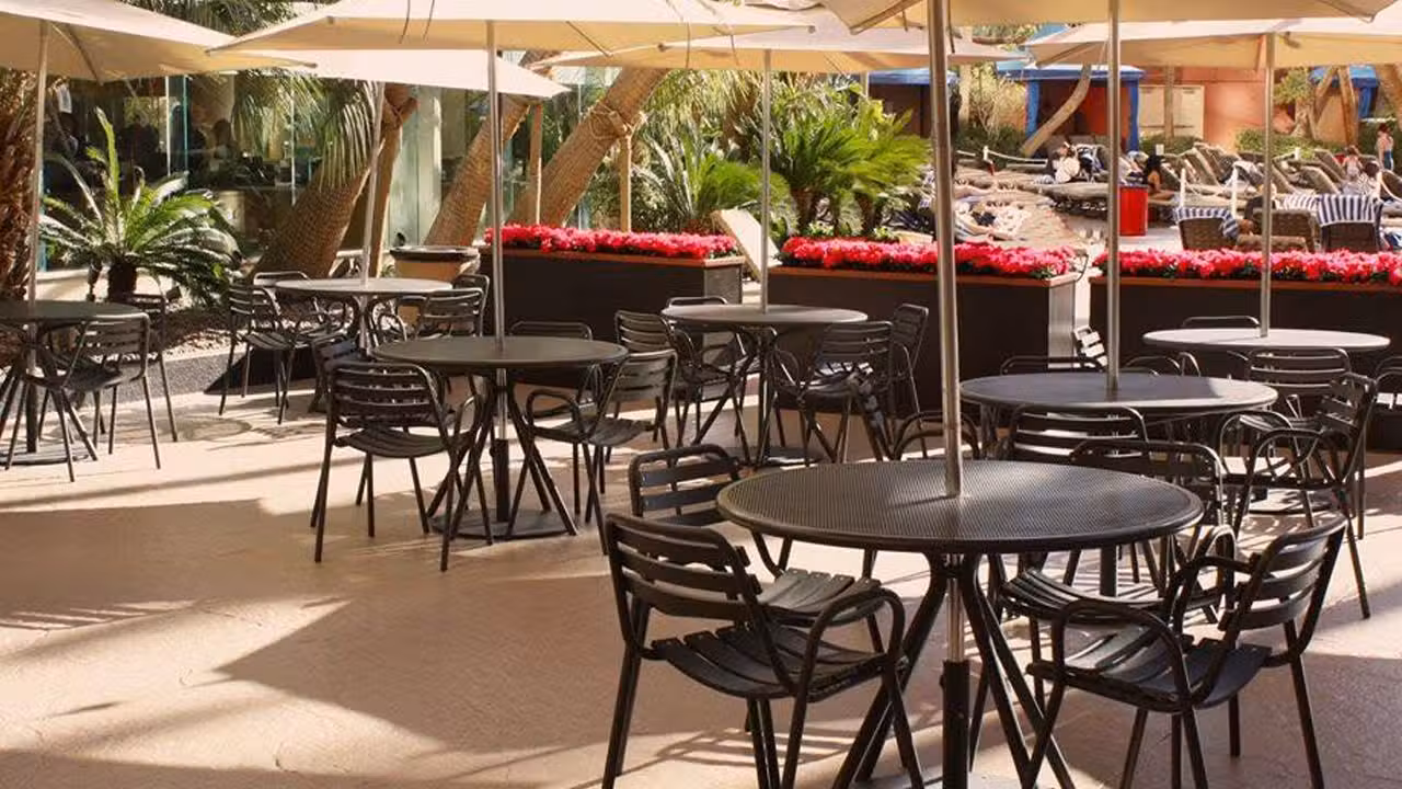 Interior - The Coffee Shop - Treasure Island, Las Vegas, NV