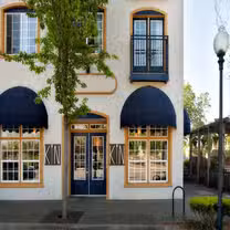 Foto von KIN Restaurant