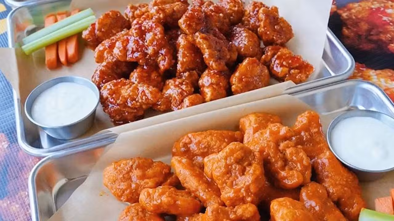 Buffalo Wild Wings - Clinton Township, Clinton Township, MI
