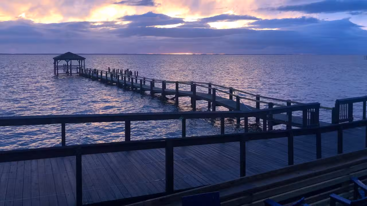 Exterior - NC Coast Grill & Bar, Kitty Hawk, NC