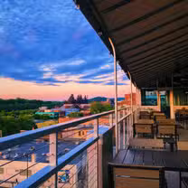 A photo of Zest bar+grille restaurant