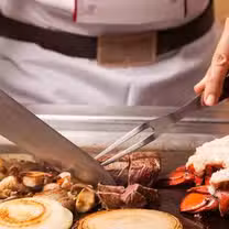 Una foto del restaurante Benihana - Edison, NJ