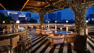 A photo of Born & Raised restaurant