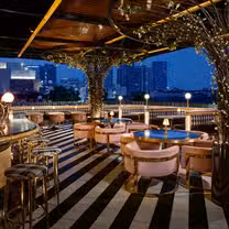 A photo of Born & Raised restaurant