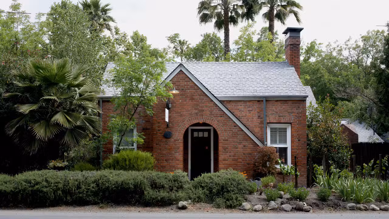 Exterior - LOLA Winery Tasting Room, Calistoga, CA