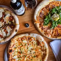A photo of Raduno Brick Oven & Barroom restaurant