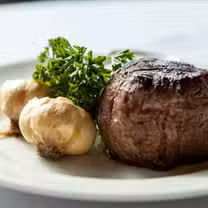 A photo of Gianni's Steakhouse restaurant