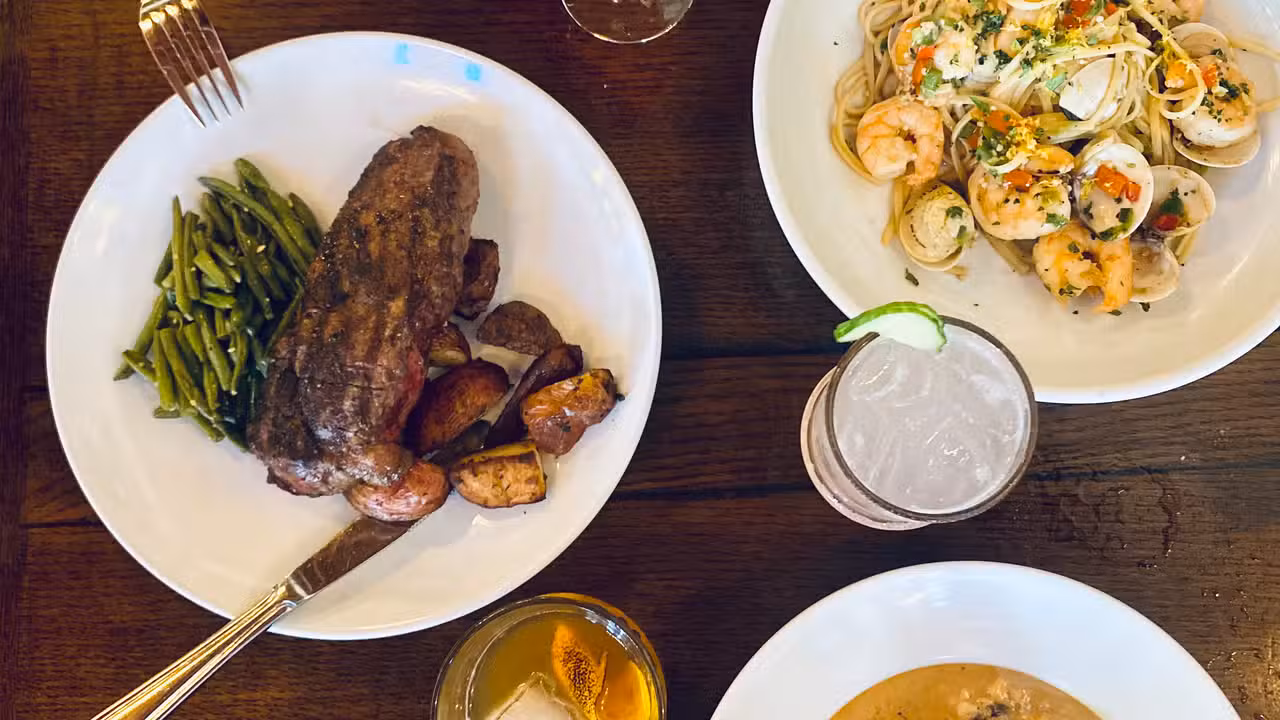 Churchill's, Savannah, GA