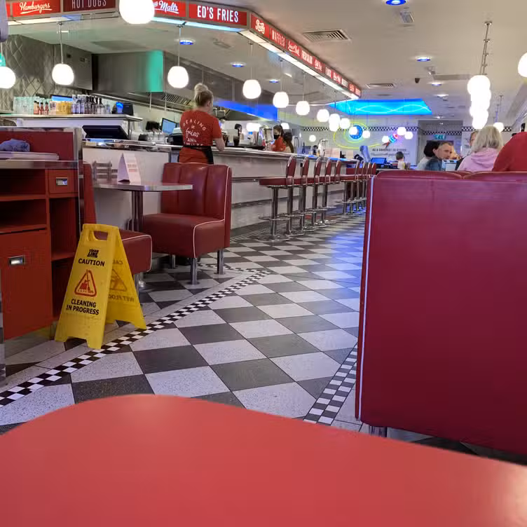 Interior - Ed's Diner - Cheshire Oaks, Ellesmore Port, South Wirral
