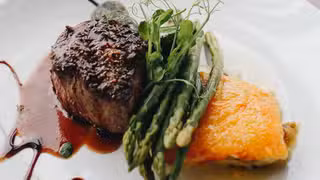 A photo of Vintage 423 restaurant