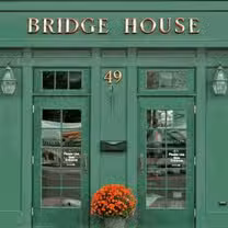 Una foto del restaurante Bridge House