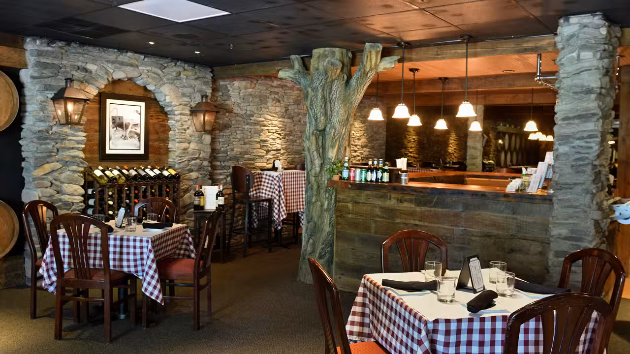 Binnenkant - The Market Cafe at Michael Anthony's, Hilton Head, SC