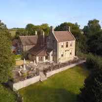 A photo of The Dumb Post Inn restaurant